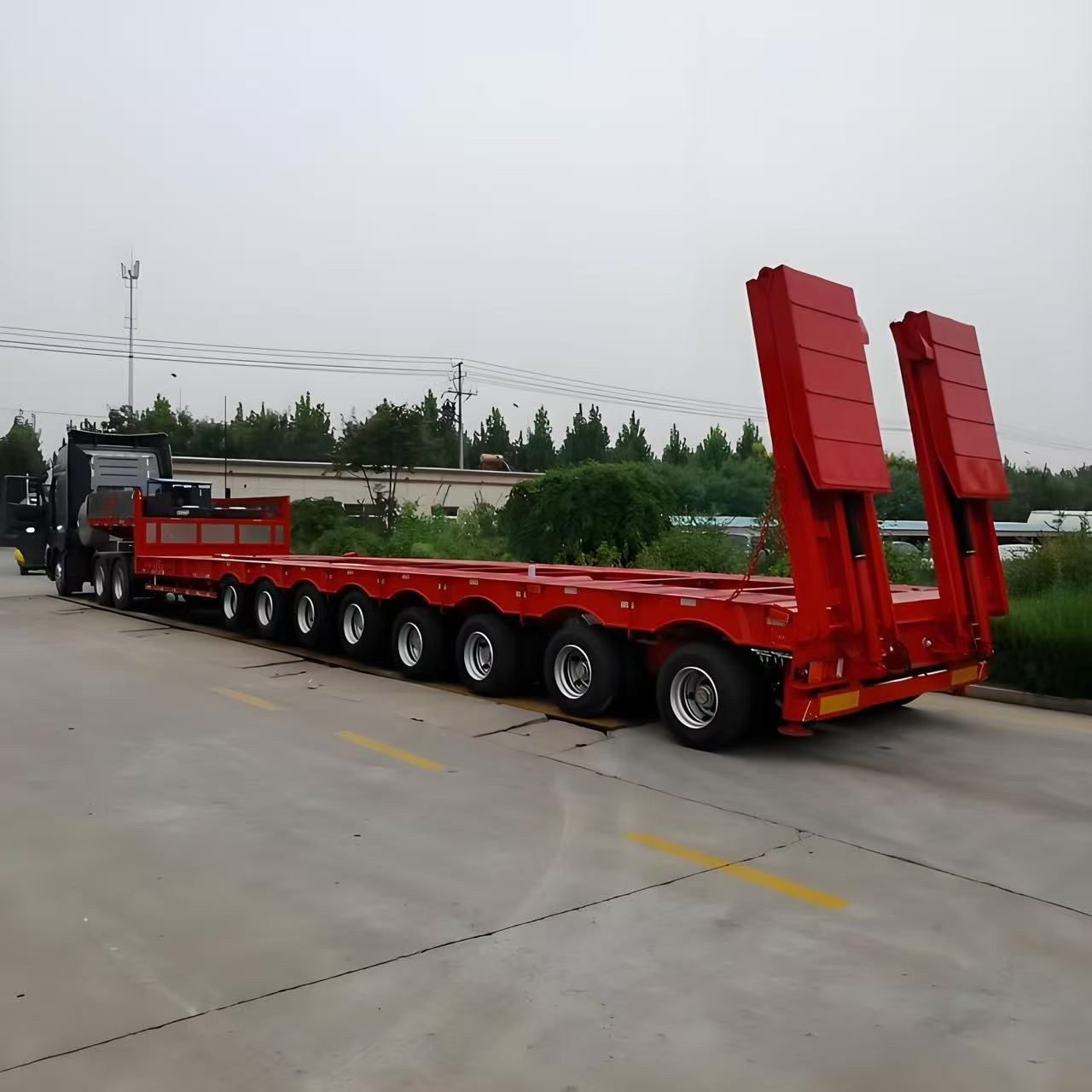 Lowbed equipment trailer loading platform detail