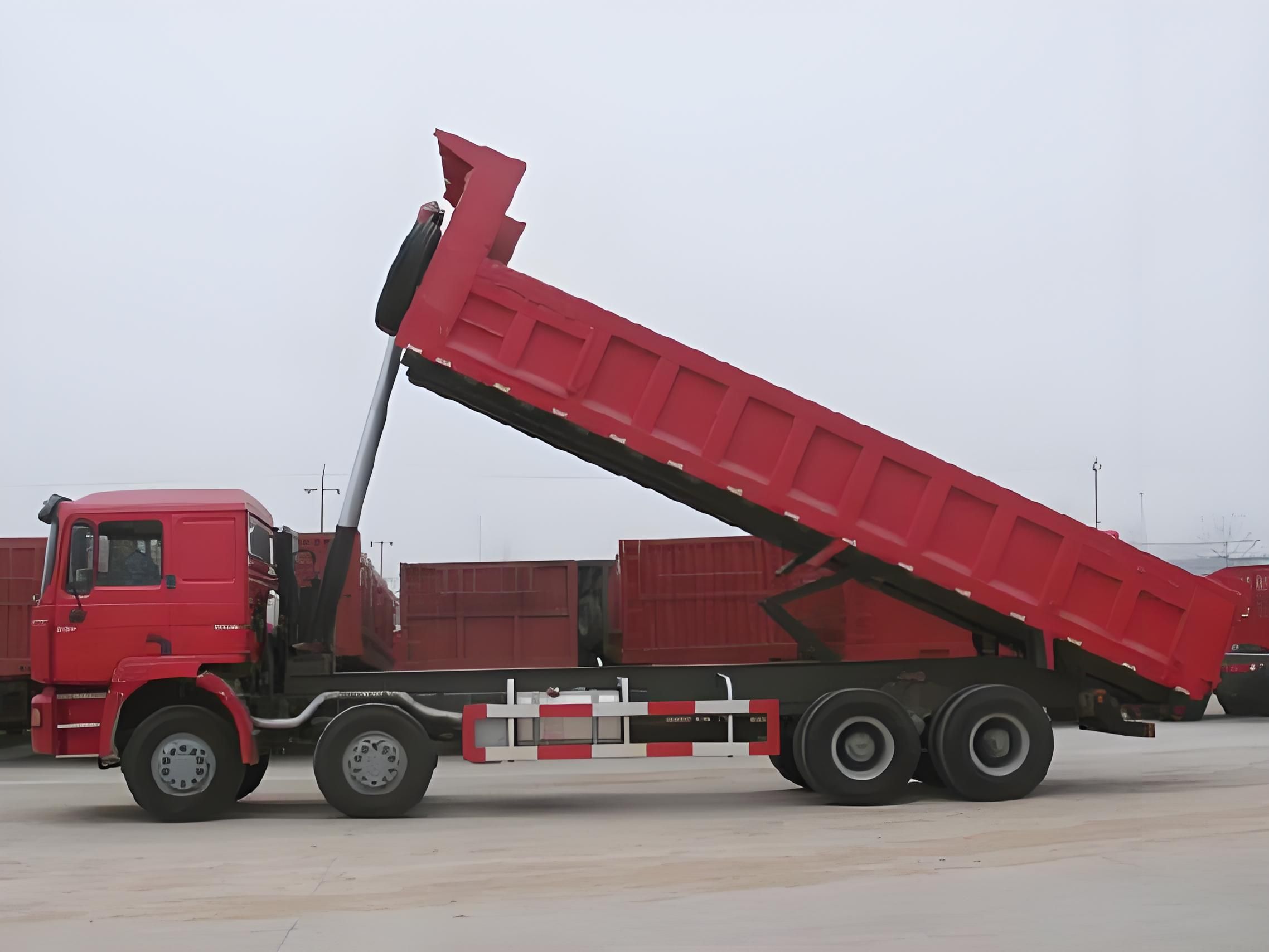 Universal rear tipping semi-trailer loaded work view